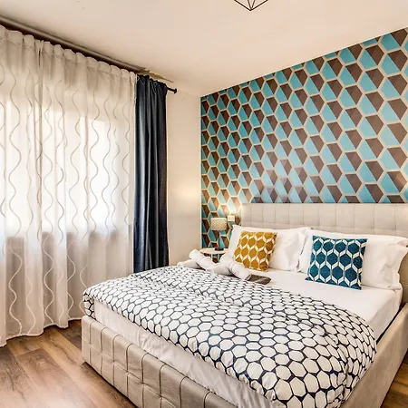 Aweshomeitaly - Vintage Guest house Pisa