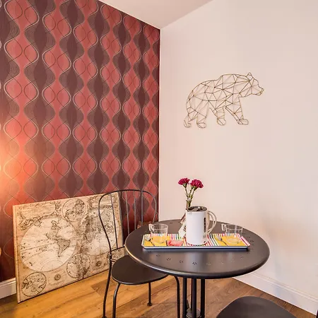 Aweshomeitaly - Vintage Guest house Pisa