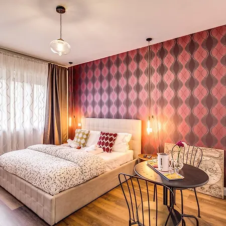 Aweshomeitaly - Vintage Guest house 3*
